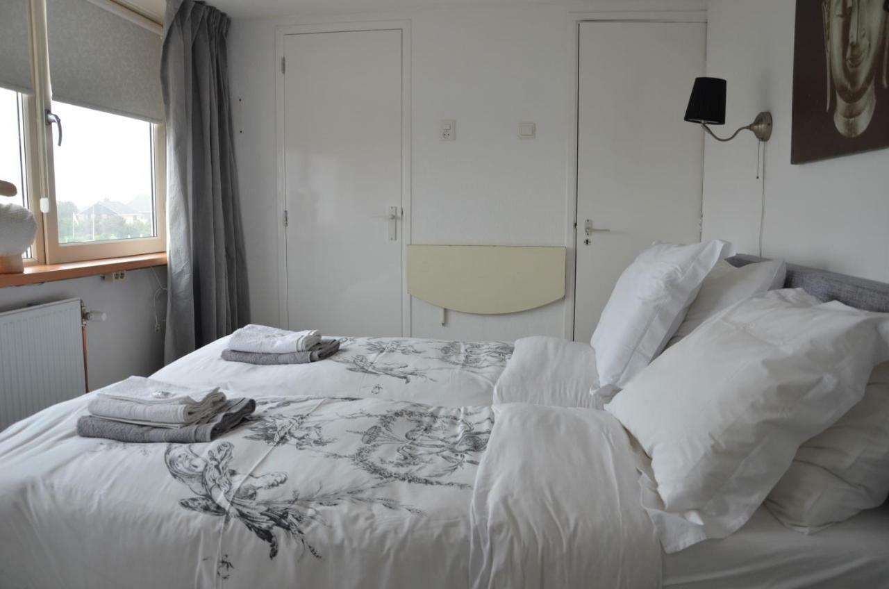 Pension 'T Hofje 350 Meter Van Het Strand Noordwijk Exterior photo